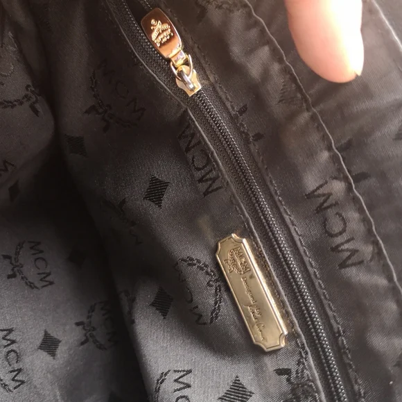 Authentic MCM vintage bag - Picture 9 of 15